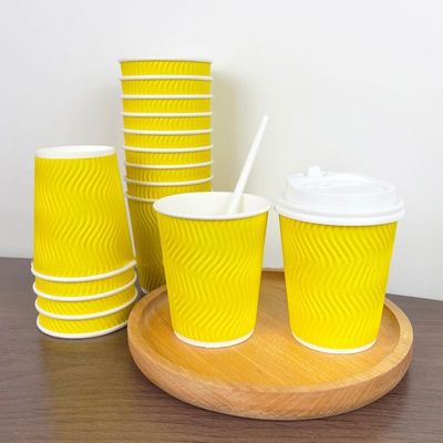 4oz 120ml 8oz 250ml cangkir kertas sekali pakai cangkir kopi kuning dengan tutup dinding bergelombang